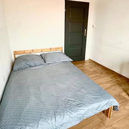 Comfy, Nice And Small Room In クラクフ エクステリア 写真